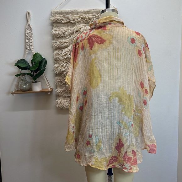 Free People Oversized Bohemian Tropical Lightweight Button Down Shirt Blouse - Picture 6 of 11